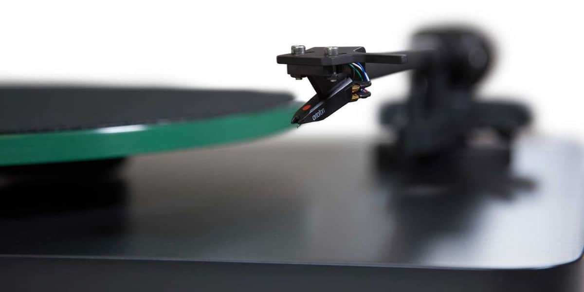 NAD C558 Graphite - Platine Vinyle Audiophile – Image 4